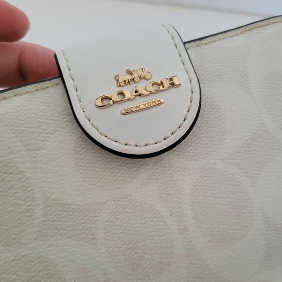 Coach Wallet Crossgrain Leather Monogram White Brown Medium Bifold Logo Compact - Picture 14 of 14